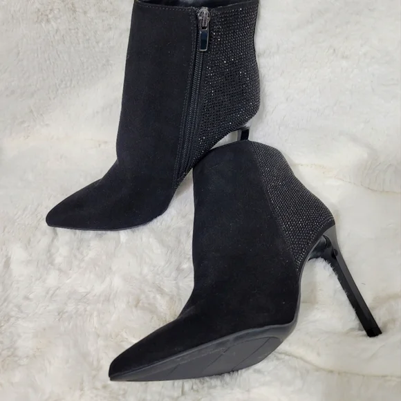 NINE WEST NWT Booties Boots Woman's Heels Suede Black Stone authentic designer - Picture 15 of 15